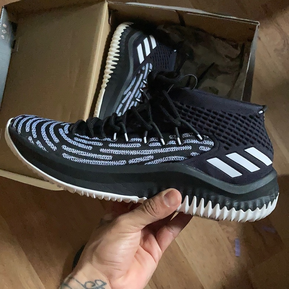 COPY - Dame 4